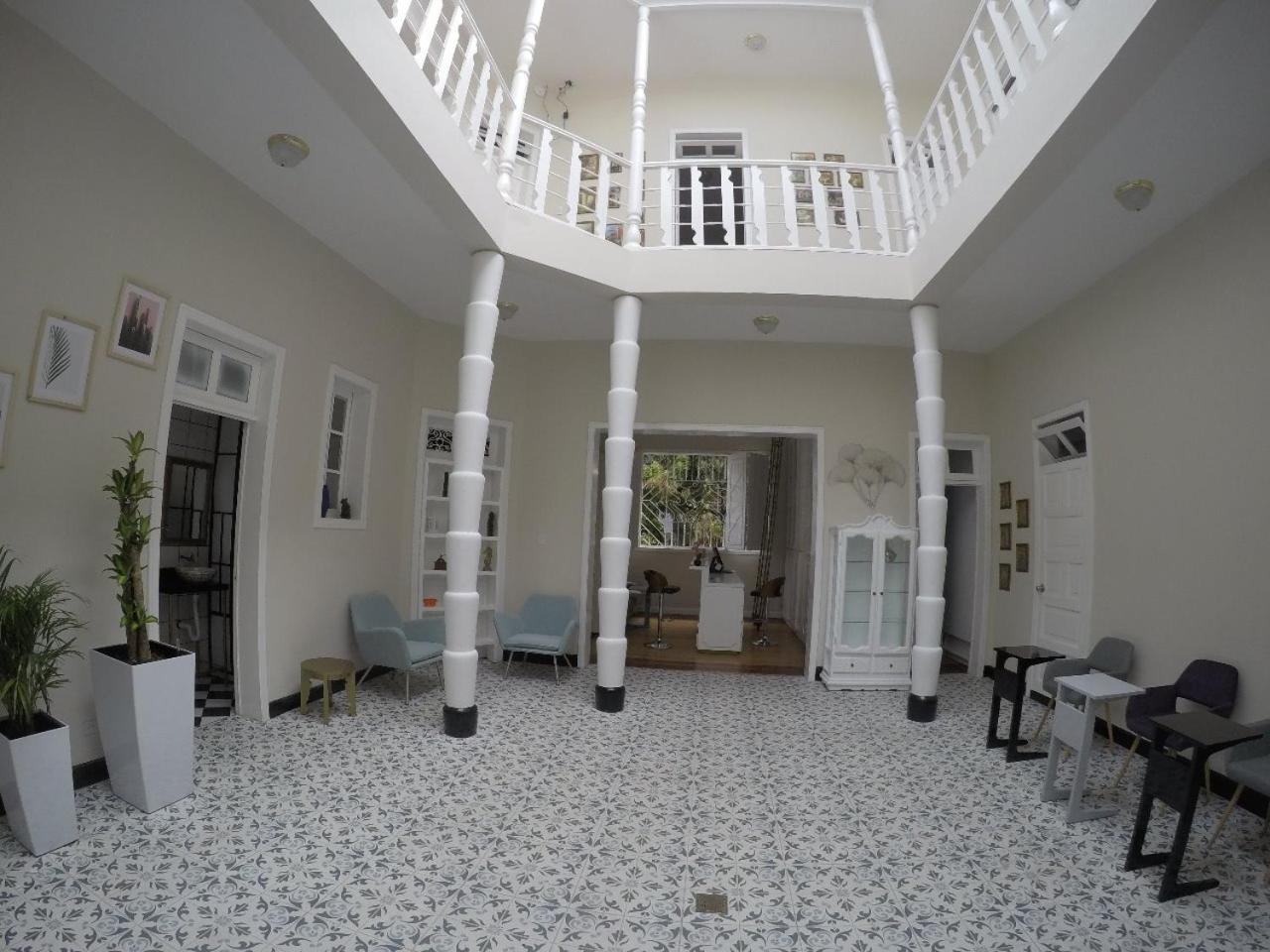 מדיין Nomad Hostel מראה חיצוני תמונה