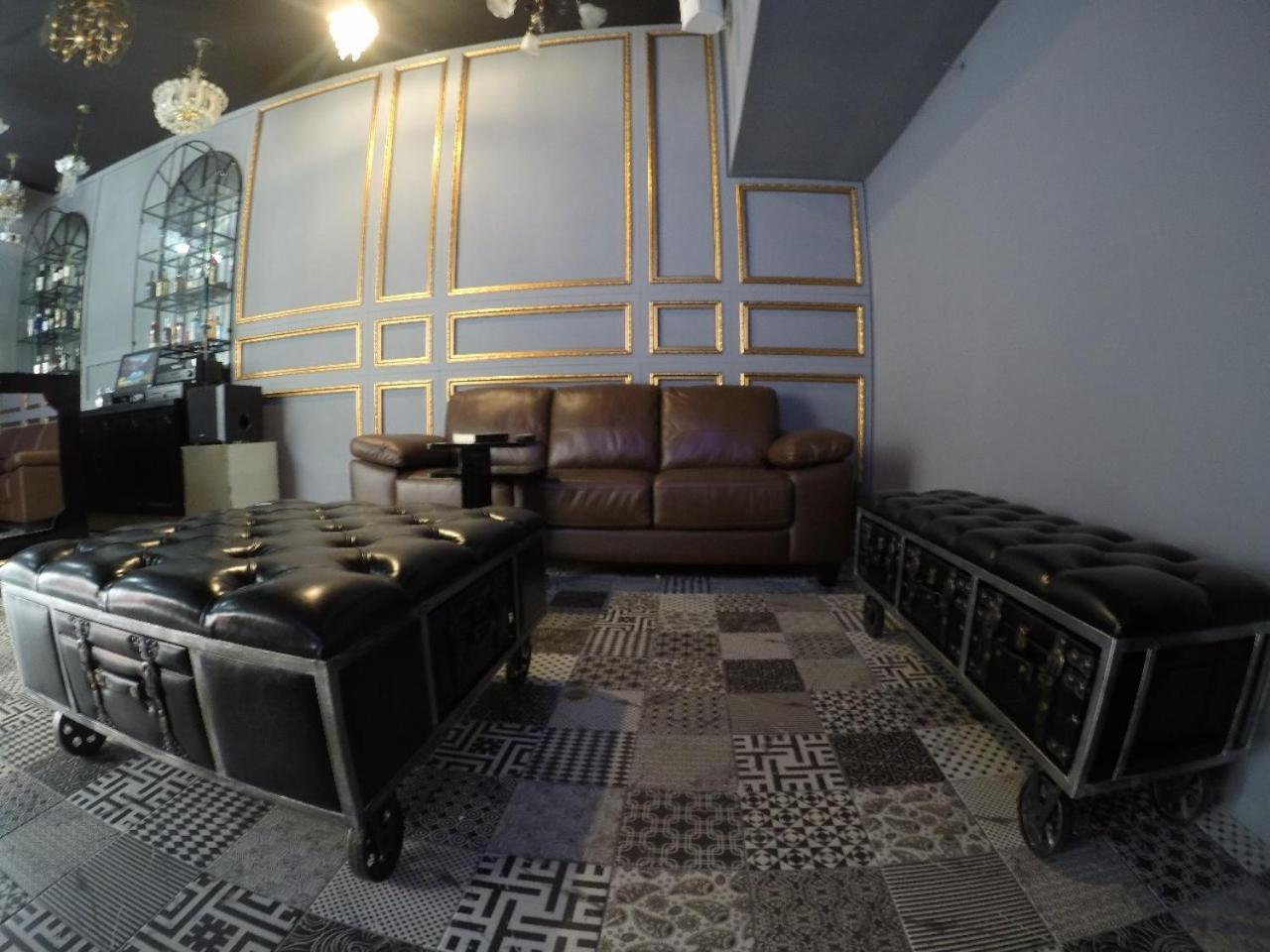 מדיין Nomad Hostel מראה חיצוני תמונה