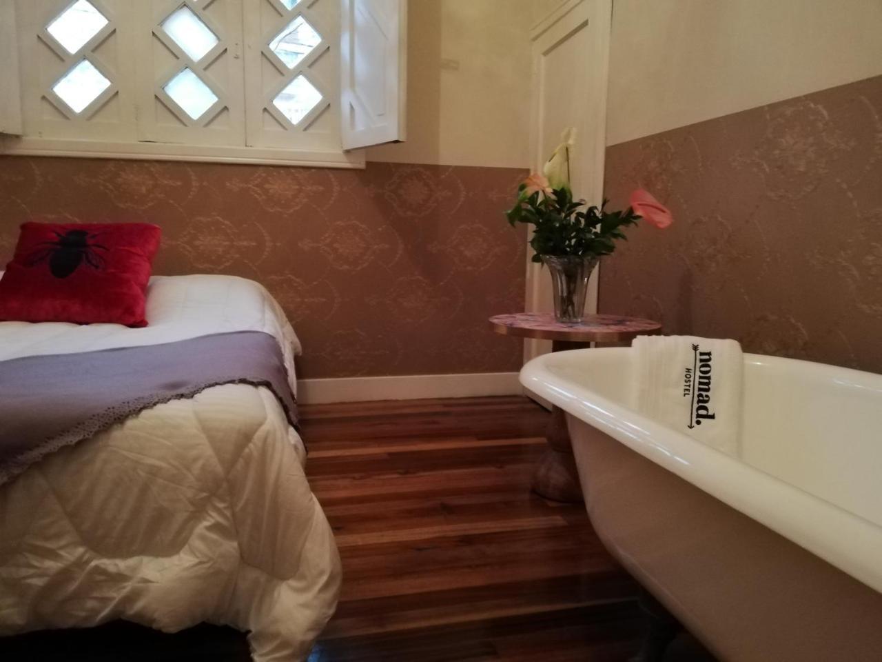 מדיין Nomad Hostel מראה חיצוני תמונה